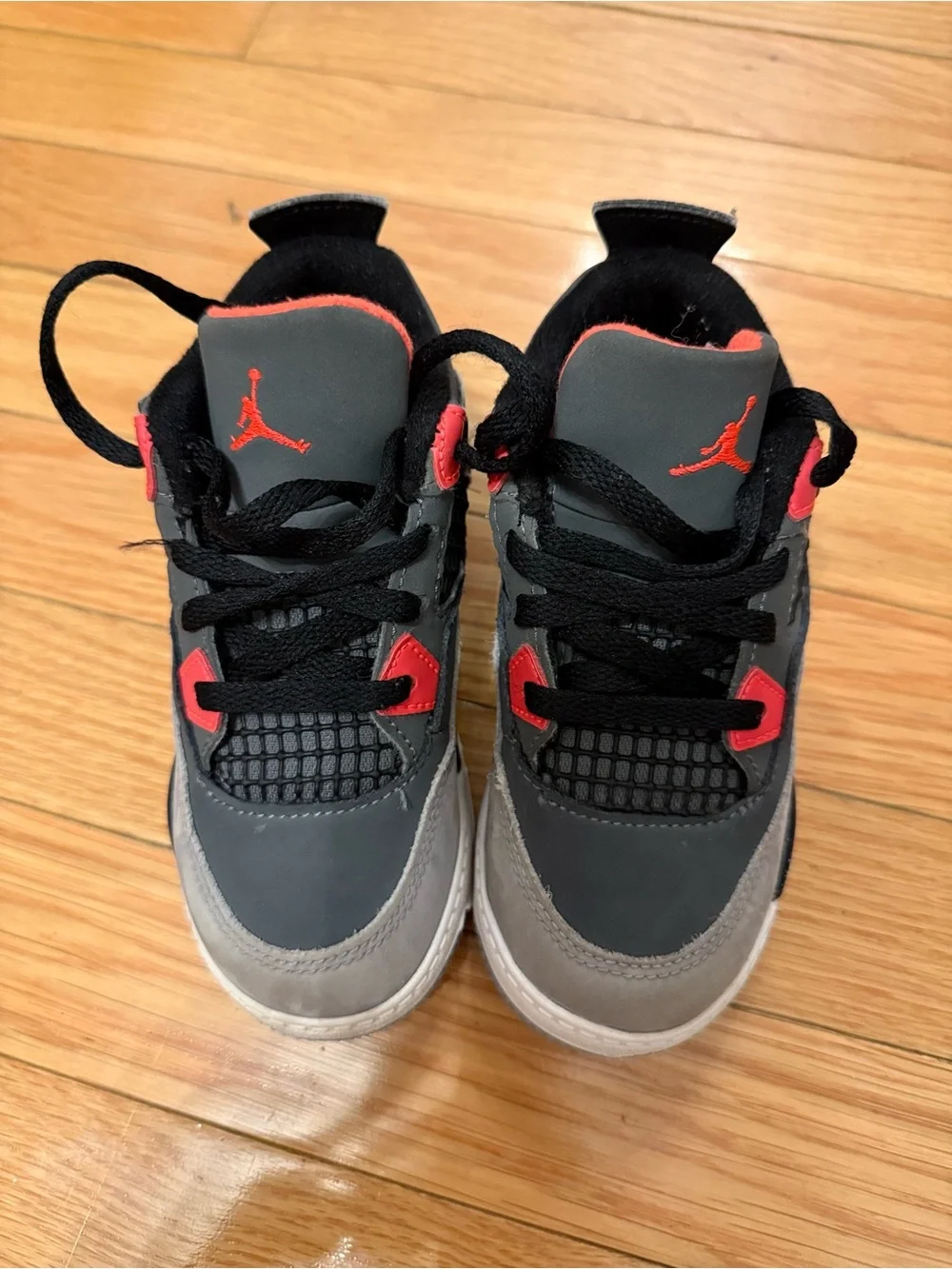 Jordan Kids' infrared Low-Top Sneakers